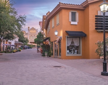 9 Porto Malaga Street - Photo Thumbnail 30