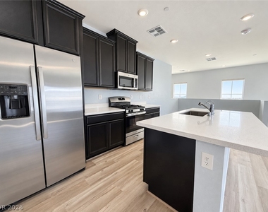 7308 N Decatur Boulevard - Photo Thumbnail 4