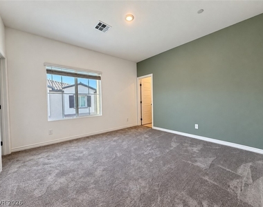 7308 N Decatur Boulevard - Photo Thumbnail 9