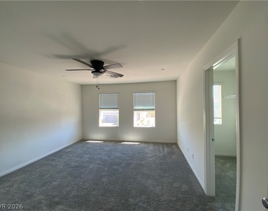 3240 Avernus Avenue - Photo Thumbnail 33