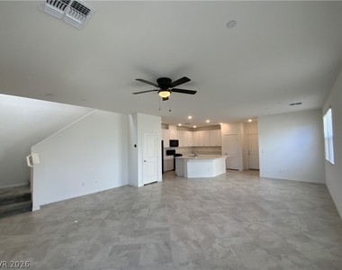 3240 Avernus Avenue - Photo Thumbnail 8