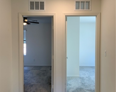 3240 Avernus Avenue - Photo Thumbnail 26