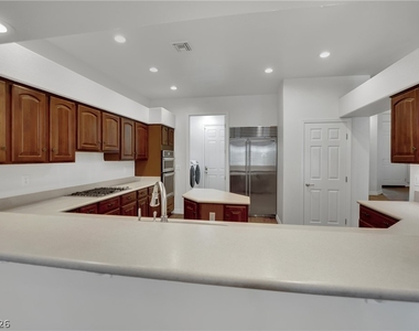 8765 Carlitas Joy Court - Photo Thumbnail 11