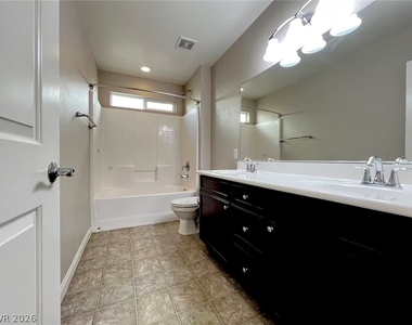 3621 Vino Biano Avenue - Photo Thumbnail 17