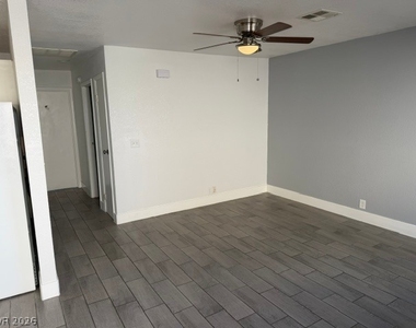 2613 N Decatur Boulevard - Photo Thumbnail 4
