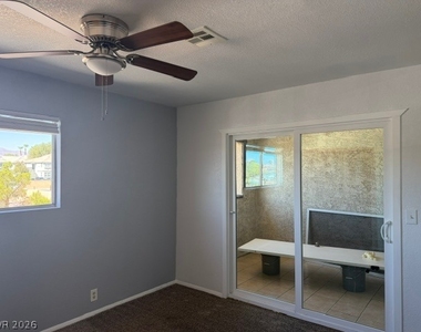 2613 N Decatur Boulevard - Photo Thumbnail 11