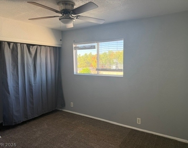 2613 N Decatur Boulevard - Photo Thumbnail 12
