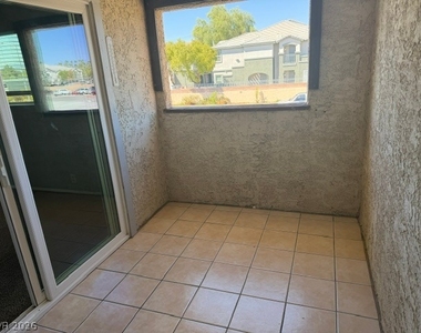 2613 N Decatur Boulevard - Photo Thumbnail 13