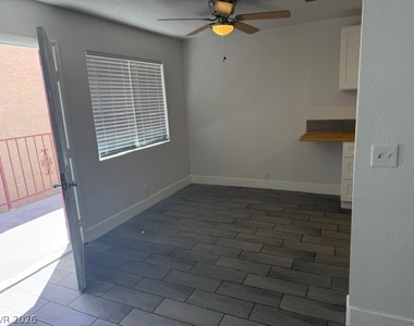 2613 N Decatur Boulevard - Photo Thumbnail 7