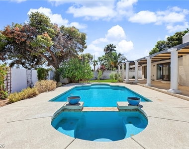 4162 Ridgewood Avenue - Photo Thumbnail 21