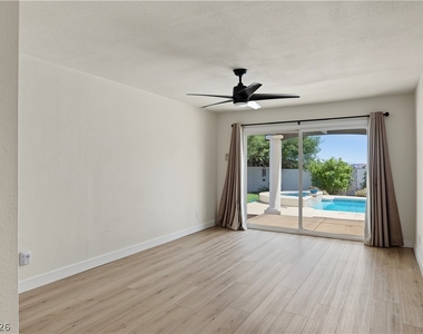 4162 Ridgewood Avenue - Photo Thumbnail 16