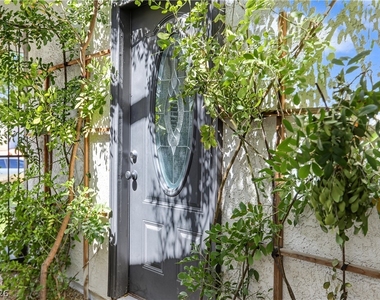 4162 Ridgewood Avenue - Photo Thumbnail 35