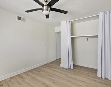 4162 Ridgewood Avenue - Photo Thumbnail 34