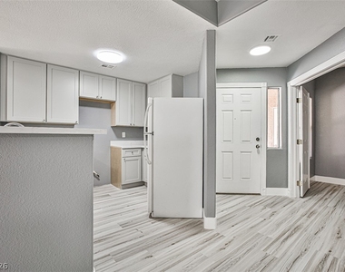 5125 W Reno Avenue - Photo Thumbnail 4
