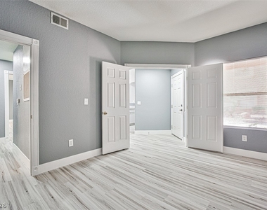5125 W Reno Avenue - Photo Thumbnail 11
