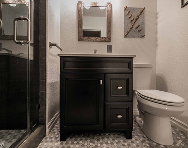 836 N 21st Street - Photo Thumbnail 10