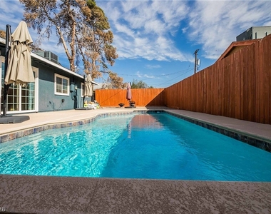 836 N 21st Street - Photo Thumbnail 23