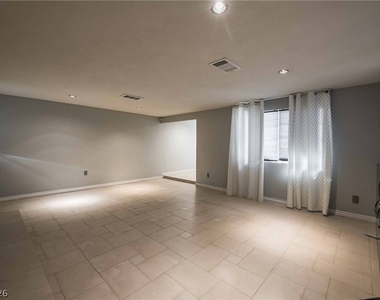836 N 21st Street - Photo Thumbnail 19