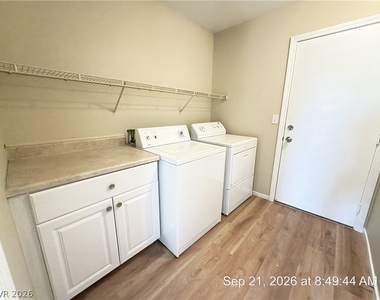 2801 Bahama Point Avenue - Photo Thumbnail 30