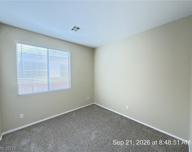 2801 Bahama Point Avenue - Photo Thumbnail 23