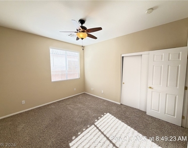 2801 Bahama Point Avenue - Photo Thumbnail 28