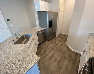 4650 Blaise Avenue - Photo Thumbnail 5