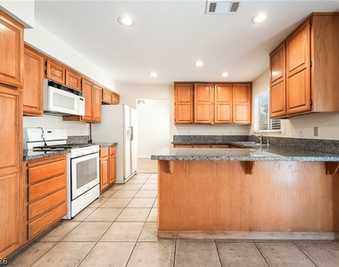 1829 Vaccaro Place - Photo Thumbnail 3