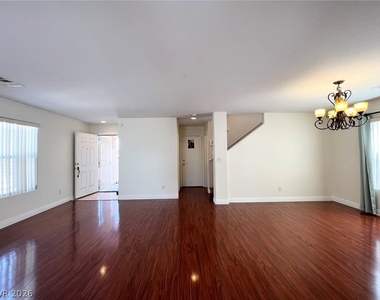 5717 W Dewey Drive - Photo Thumbnail 5