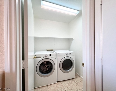 5717 W Dewey Drive - Photo Thumbnail 13