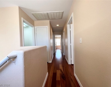 5717 W Dewey Drive - Photo Thumbnail 12