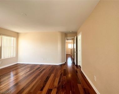 5717 W Dewey Drive - Photo Thumbnail 17