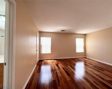 5717 W Dewey Drive - Photo Thumbnail 18