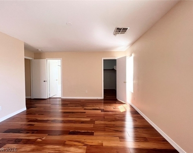 5717 W Dewey Drive - Photo Thumbnail 21