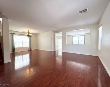 5717 W Dewey Drive - Photo Thumbnail 1