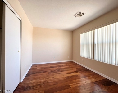 5717 W Dewey Drive - Photo Thumbnail 14