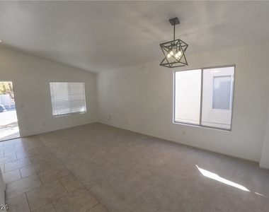1014 Havenworth Avenue - Photo Thumbnail 4