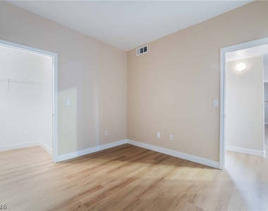 6650 W Warm Springs Road - Photo Thumbnail 24