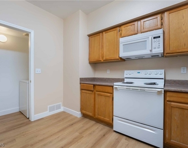 6650 W Warm Springs Road - Photo Thumbnail 14