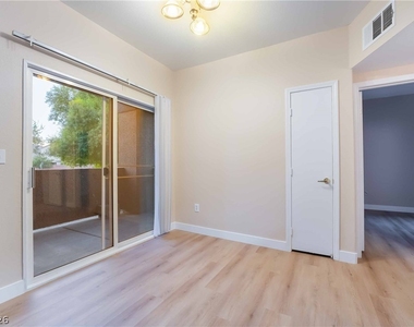 6650 W Warm Springs Road - Photo Thumbnail 11