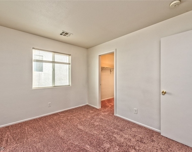 9219 Hollander Avenue - Photo Thumbnail 5