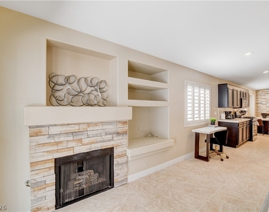 2521 Citrus Garden Circle - Photo Thumbnail 2