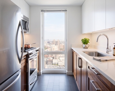 1214 5th Avenue - Photo Thumbnail 3