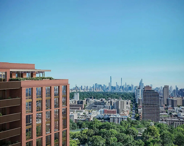 2035 5th Avenue - Photo Thumbnail 7