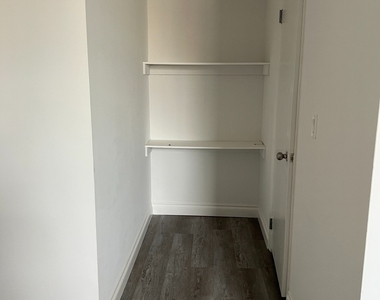  West 34th Street - Photo Thumbnail 8