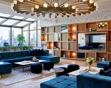  West 34th Street - Photo Thumbnail 2