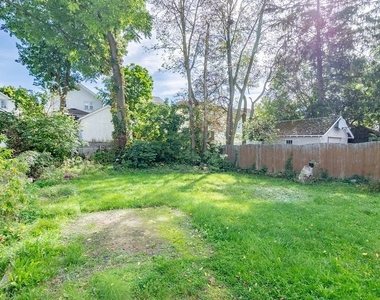325 S Midler Avenue - Photo Thumbnail 27