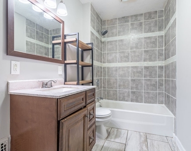 325 S Midler Avenue - Photo Thumbnail 20