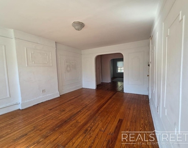 27 Cheever Place - Photo Thumbnail 9