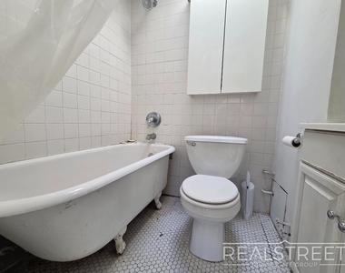 27 Cheever Place - Photo Thumbnail 5