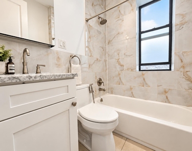 241 Ocean Parkway - Photo Thumbnail 9